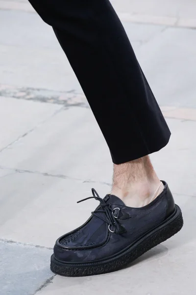 Look 92